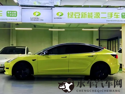 纯白的轮舞曲1-2樱花：独特设计彰显个性，这款新车让人眼前一亮-3