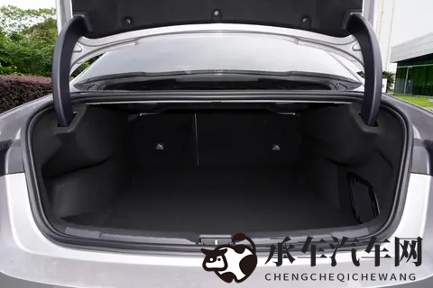 10万级六边形战士，领克03凭啥这么卷？-2