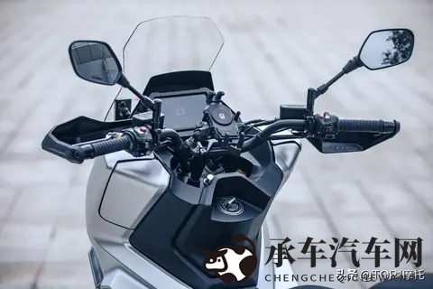 多边形战士丨光阳X350深度解读，中排量ADV踏板更具性价比之选-3