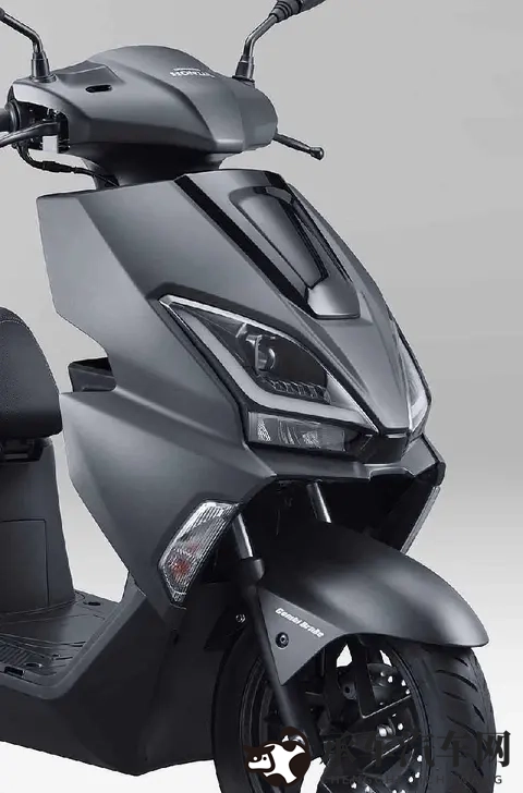 大空间+ABS+本田芯 新大洲本田NS125GU 8880元霸占通勤圈 降维打击-1