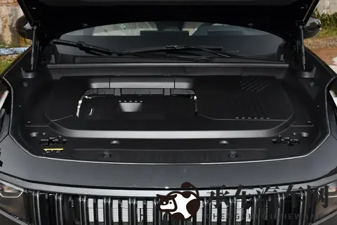 家用SUV怎么选?2026款领克09四驱探索版是个不错的选择-3