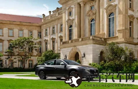 10万级“六边形战士”？零跑Lafa5上市，定义年轻车-1