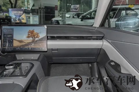 13到20万买纯电车，丰田bZ5的六边形战士属性是怎么来的？-2