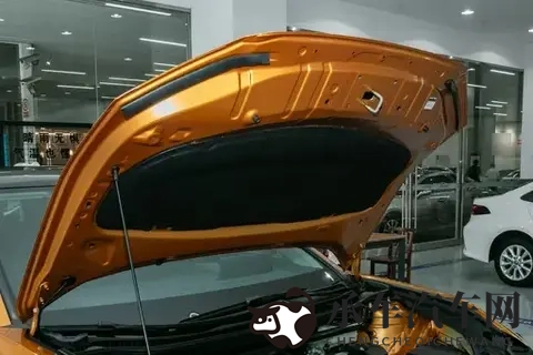 一汽丰田bZ5实车到店，550公里续航版仅售13万元级？-2