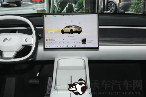 Model Y的科技，问界的“油箱”，乐道L60的“换电”：你更看好谁-1