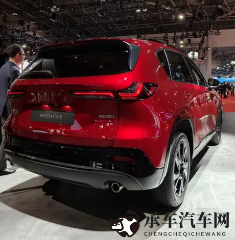 全新马自达SUV海外亮相，这才叫“顶级颜值”！国内才卖12万-3