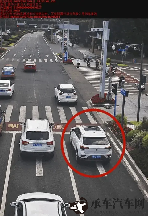 1116交通新规落地!开车骑车的注意,以前的老经验全作废了-2