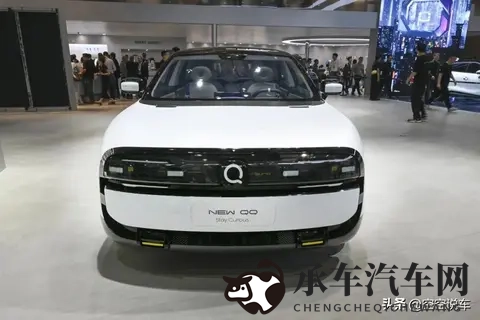 这回得排队买奇瑞了!QQ正式回归,当年379万起售,车标大变样!-3