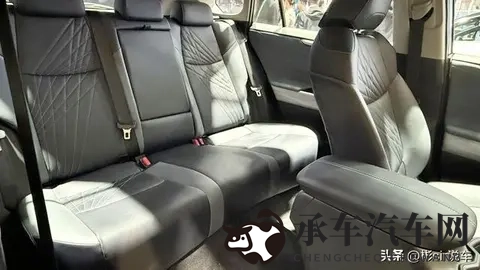 二人世界真人做爰:汽车品牌奇招:浪漫驾驶体验,感受爱的速度-3