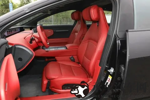 阿维塔12四激光版：十项升级，十二项尊享，重新定义豪华标准-2