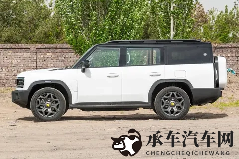 这台 “方盒子” 超全能！城市通勤 + 越野探险全搞定-2