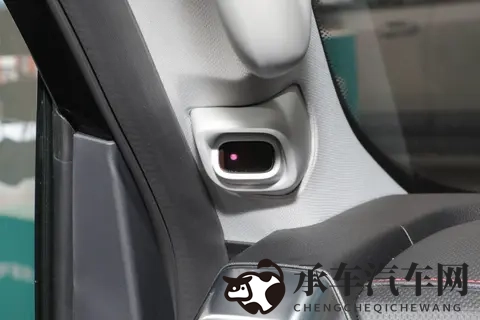 捷途旅行者C-DM：硬派方盒子，混动四驱的另一种可能-2