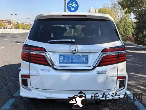 16万多拿下本田艾力绅，家用出行更舒适-3
