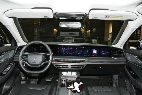 林肯Z燃油版购车手册，三款车型怎么选？-1