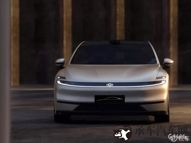 小樱被扒开腿做 18禁|汽车安全座椅：守护宝宝安全的关键-1