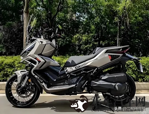 368cc踏板竟敢叫板进口大牌?368G这波操作让摩友直呼“真香”-2