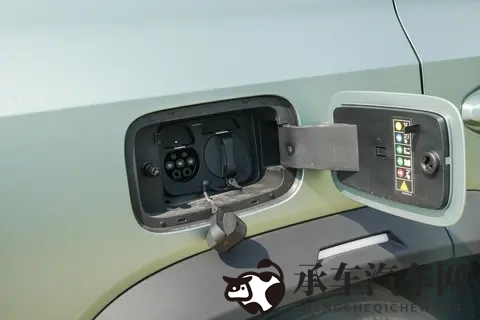 捷途山海T2：方盒子造型+插混动力，带你可城可野-1