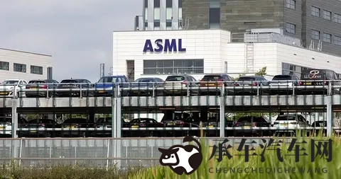 荷兰卡芯片出口，车企另寻活路，ASML总裁一句话透底牌。-3