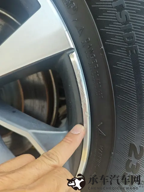 体育生19cm又长又粗又大自慰|体育特长生身高惊人,自慰时长惊人细节曝光-2