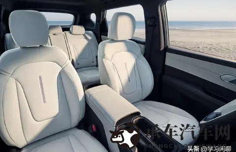 王炸纯电SUV：8295芯片 + 续航722km + 四驱！试驾后，我要放弃银河E5-3