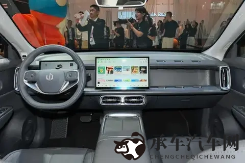 不到10万买全球车真的靠谱吗？我实地体验了一把零跑B10-3