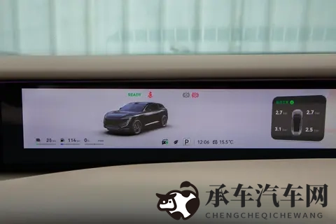 20万级华为系满血SUV，入门即满配，阿维塔07真实体验-1