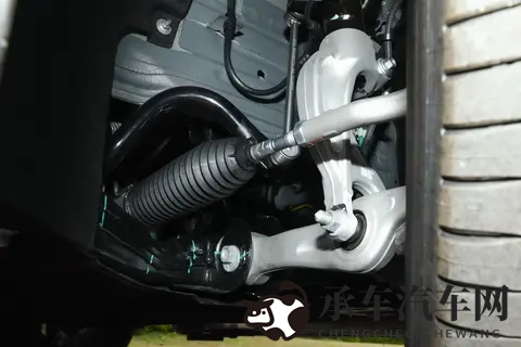 乐道L90“卖疯了”?上市86天交付破3万,大家庭出行新选择-1