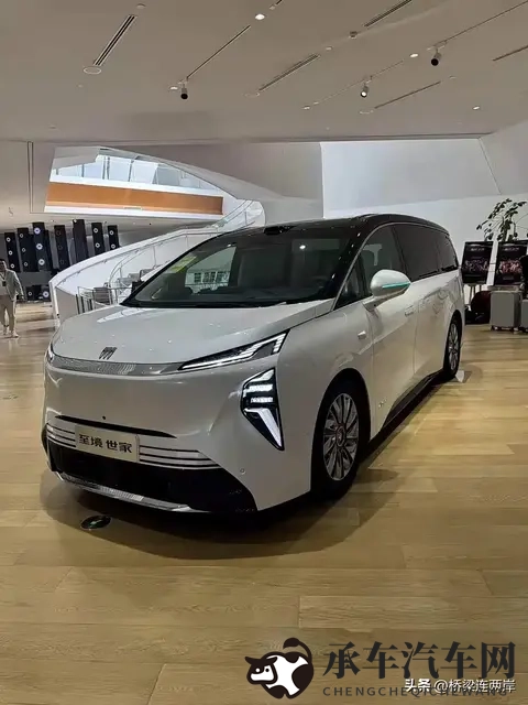 别克至境世家到店！冰箱大屏配齐，40万级MPV市场要变天？-1