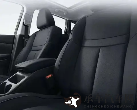 日产逍客·荣誉“酷黑”内饰上线！合资紧凑型SUV， 限时898万元起-3
