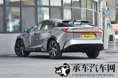 一汽丰田bZ5，续航、动力、安全都有了，家用真香！-2