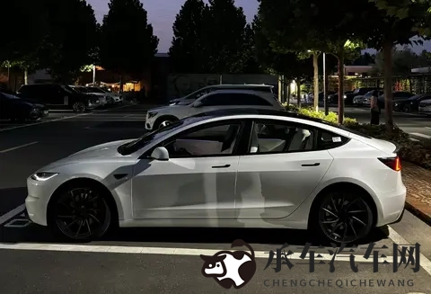 国产又大又长|全新SUV霸屏！长轴距大空间，科技感十足-2