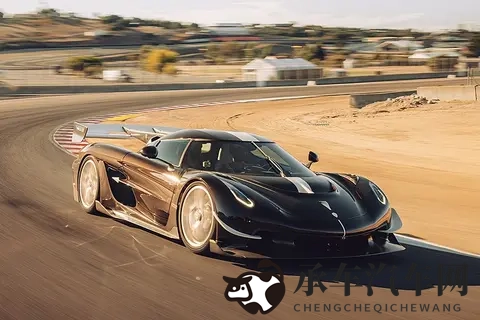 原来科尼赛克也能跑赛道，又破纪录了-2