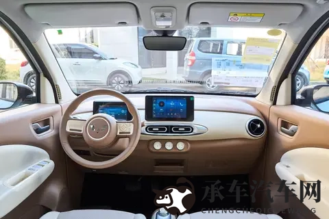 五菱宏光 MINIEV 多款配置,为什么更推荐臻享款?-3