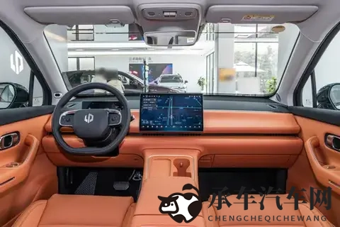 预算15万以内，纯电SUV怎么选？别看数据了，带家人试试这款-1