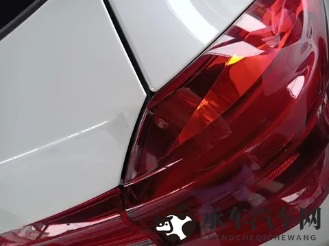 18万多拿下白色宝马X3，圆你蓝天白云梦！-2