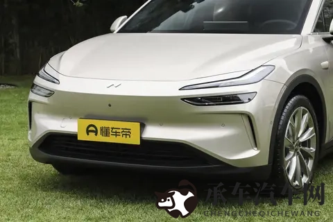 25万级纯电SUV，为什么越来越多家庭用户选乐道L60？-1