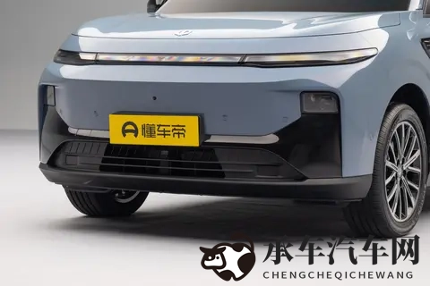 不到 10 万入手 “欧盟认证全球车”,零跑 B10 是福利还是陷阱?-3