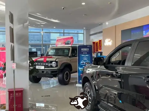 探店·调查丨福特在华渠道合并，烈马已入驻长安福特门店-1