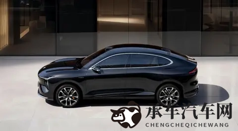 别光听介绍，看大V实际上路测试智己LS6辅助驾驶-2