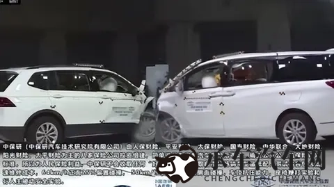 反差婊吃瓜黑料热门网曝|汽车明星意外风波：真相揭晓背后有何隐情？-2