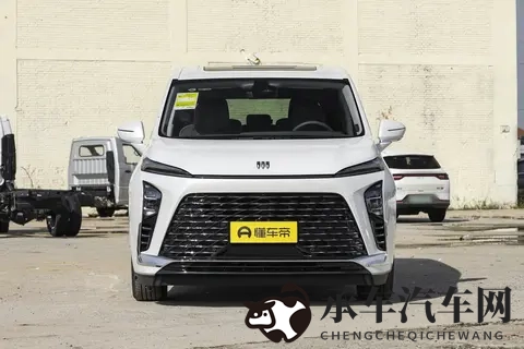 别克GL8五款不同车型，详细对比分析，看完就知道怎么选了-3