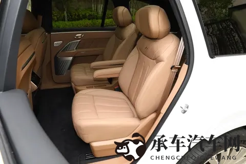 家用 SUV 乐道 L90 上市 86 天交付破 3 万，何以成大家庭新选？-1
