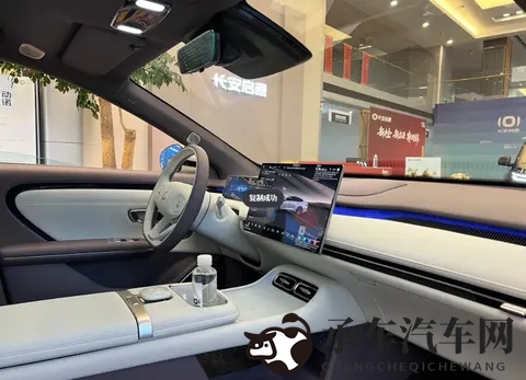 充电1秒1公里？长安启源A06抢先看：90%得房率太惊喜-2