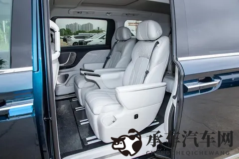 26款岚图梦想家：家用MPV的新选择，舒适又省心-3