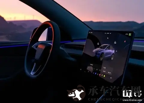 古尔曼:特斯拉车机即将支持苹果CarPlay,内测已经开始-1