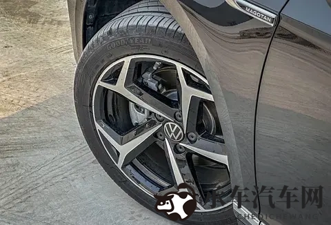 父女情深mv陈德明版剧情介绍|汽车温情营销：科技助力家庭温馨出行-2