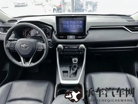 11万多买丰田RAV4荣放，家用代步靠谱之选-3