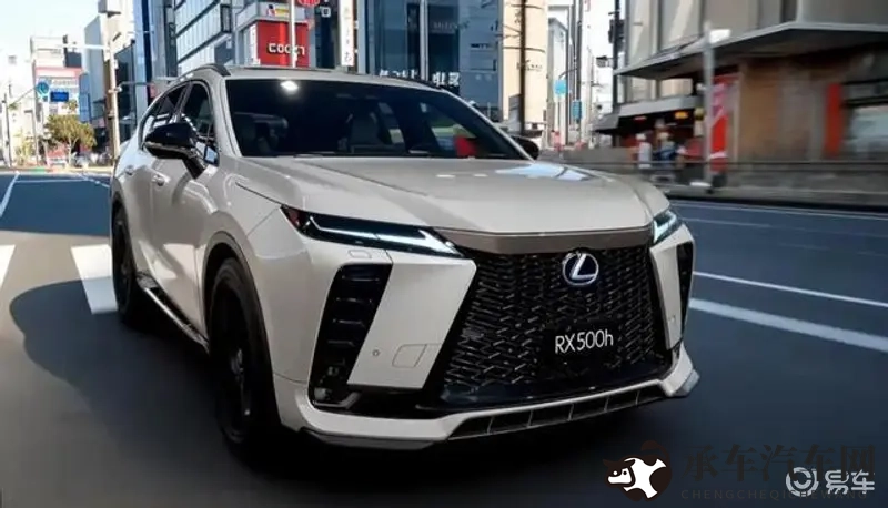 忘穿内裤被闺蜜用黄瓜折磨|闺蜜恶作剧，黄瓜折磨忘穿内裤的尴尬事-2