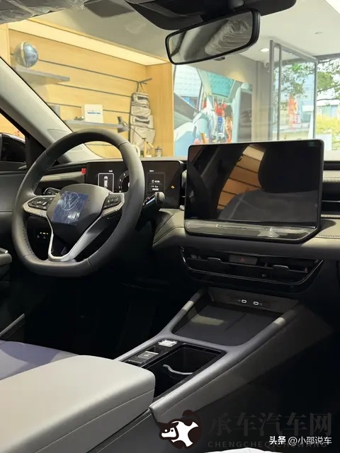 揉我胸 啊 嗯～喷水了云韵|轻抚胸前声音软，云间喷雾韵悠扬-3