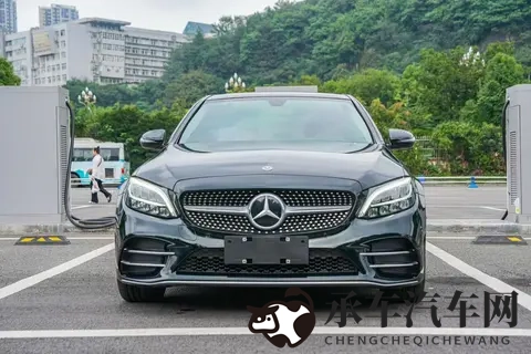 17万拿下绿色精灵，一手奔驰C260L运动版-1